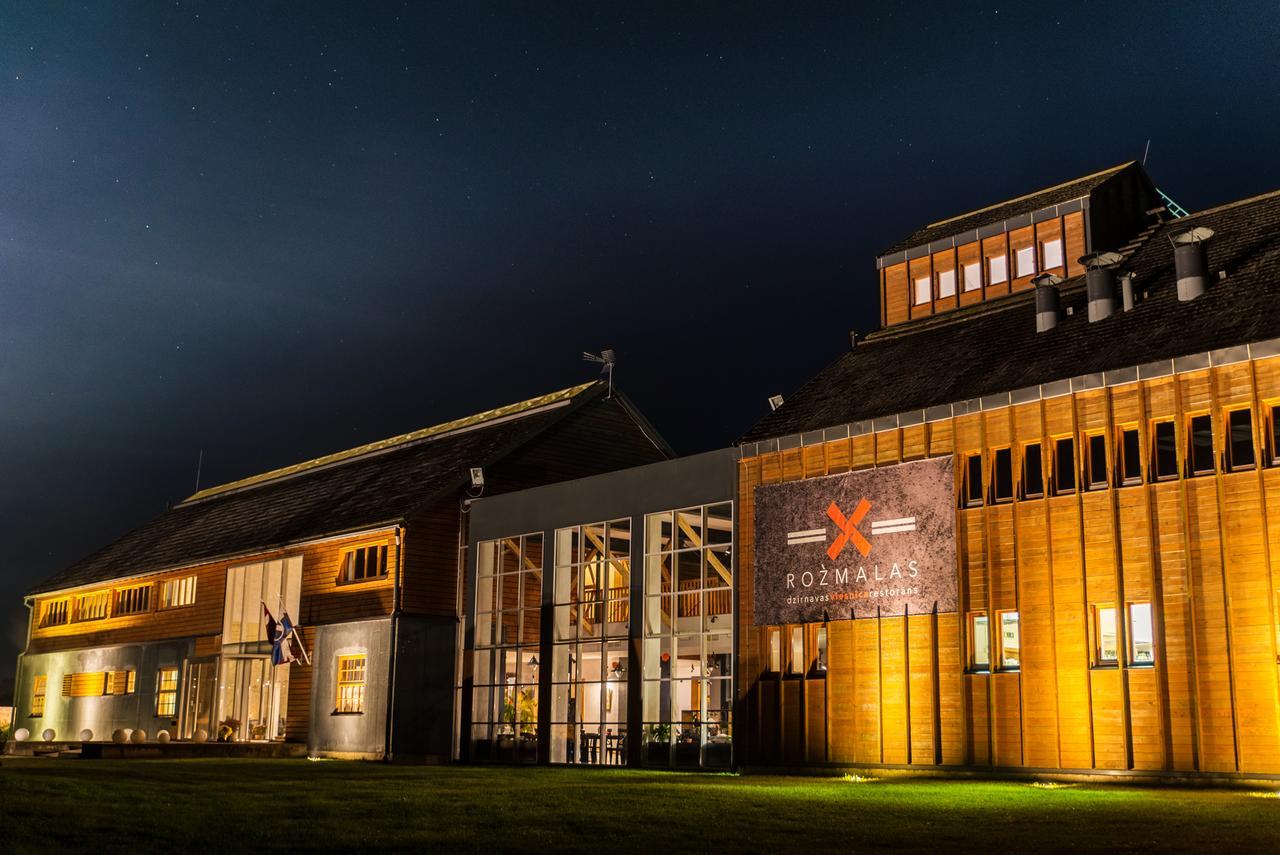 Rozmalas Ceraukste Exteriér fotografie